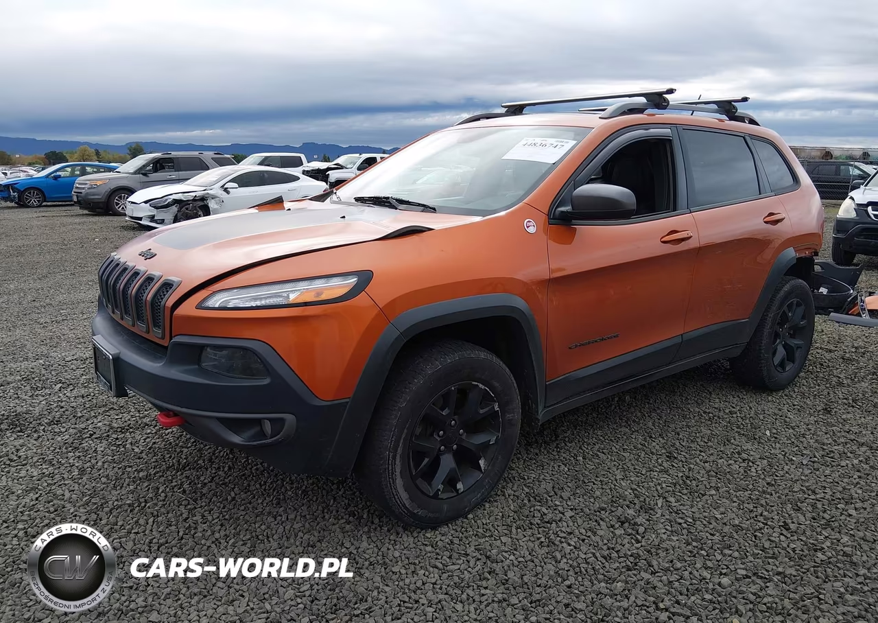 2015 Jeep Cherokee Trailhawk VIN:1C4PJMBS1FW653718 - 2