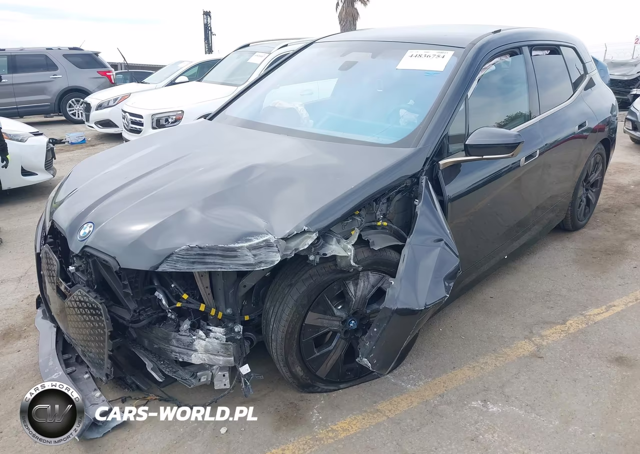 2025 BMW Ix xDrive50 VIN:WB523CF03SCT84376 - 2