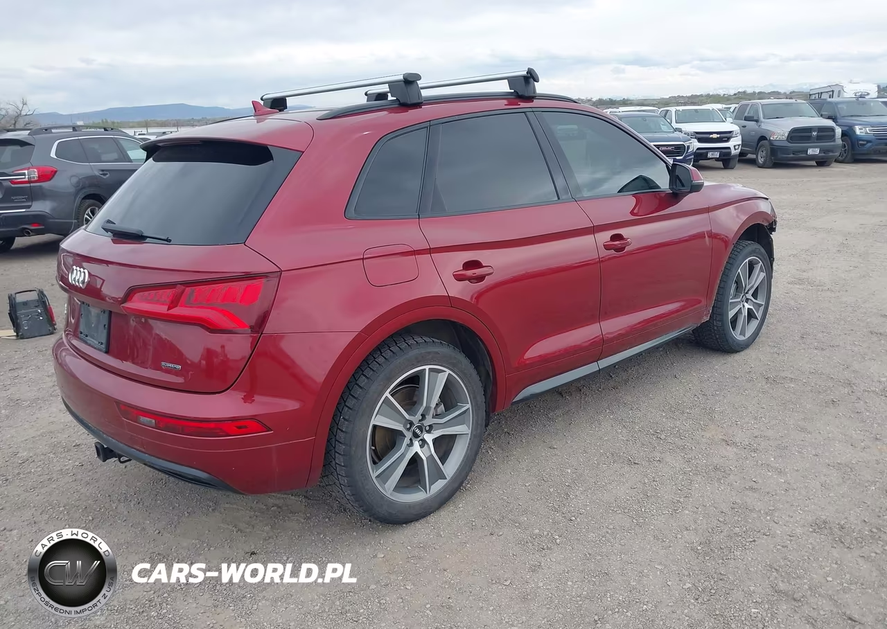 2019 Audi Q5 45 Premium VIN:WA1BNAFY4K2096746 - 4