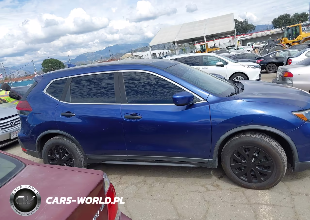 2019 Nissan Rogue S VIN:KNMAT2MT3KP526662 - 13