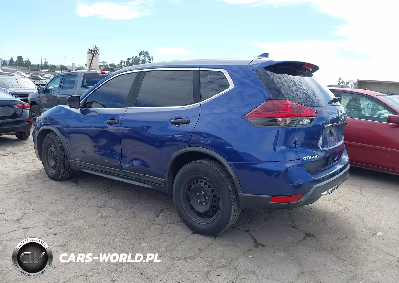 2019 Nissan Rogue S VIN:KNMAT2MT3KP526662 - 3