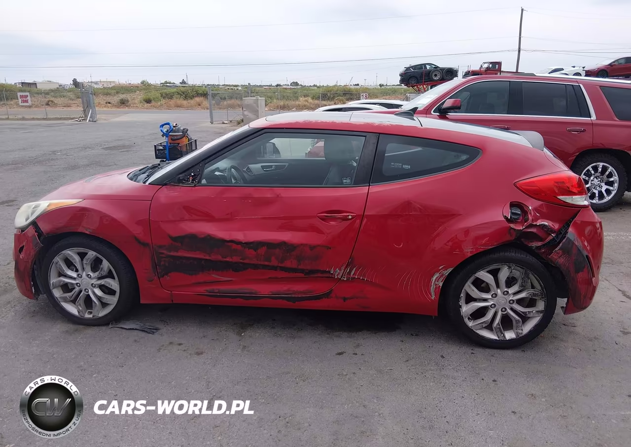 2013 Hyundai Veloster Base W-Black VIN:KMHTC6AD5DU135736 - 14