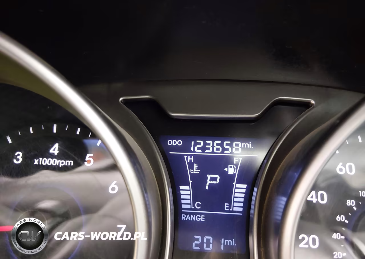 2013 Hyundai Veloster Base W-Black VIN:KMHTC6AD5DU135736 - 15