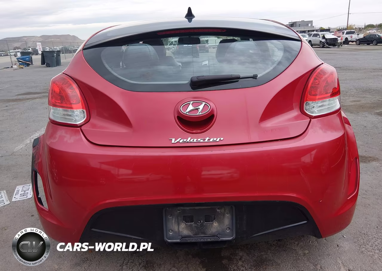 2013 Hyundai Veloster Base W-Black VIN:KMHTC6AD5DU135736 - 16
