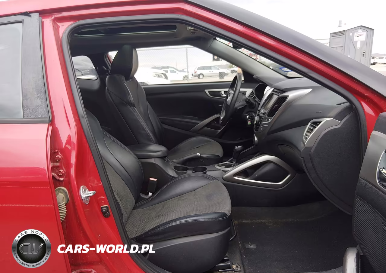 2013 Hyundai Veloster Base W-Black VIN:KMHTC6AD5DU135736 - 5