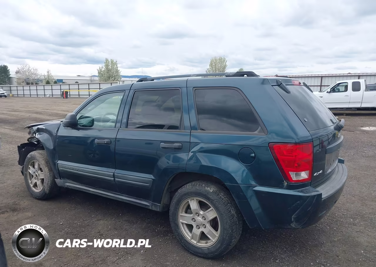 2005 Jeep Grand Cherokee Laredo VIN:1J4HR48N65C530215 - 14