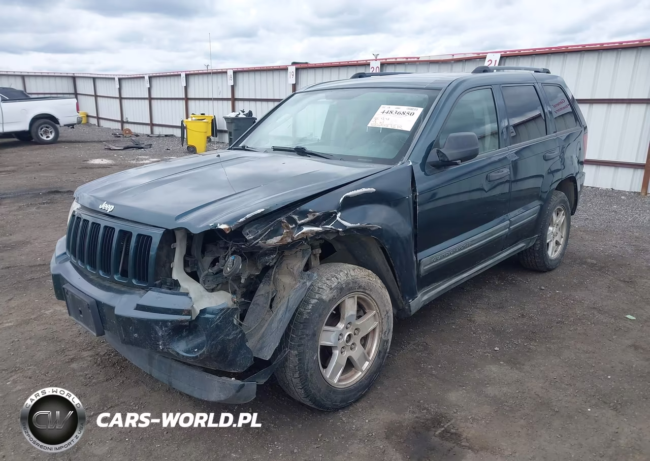 2005 Jeep Grand Cherokee Laredo VIN:1J4HR48N65C530215 - 2