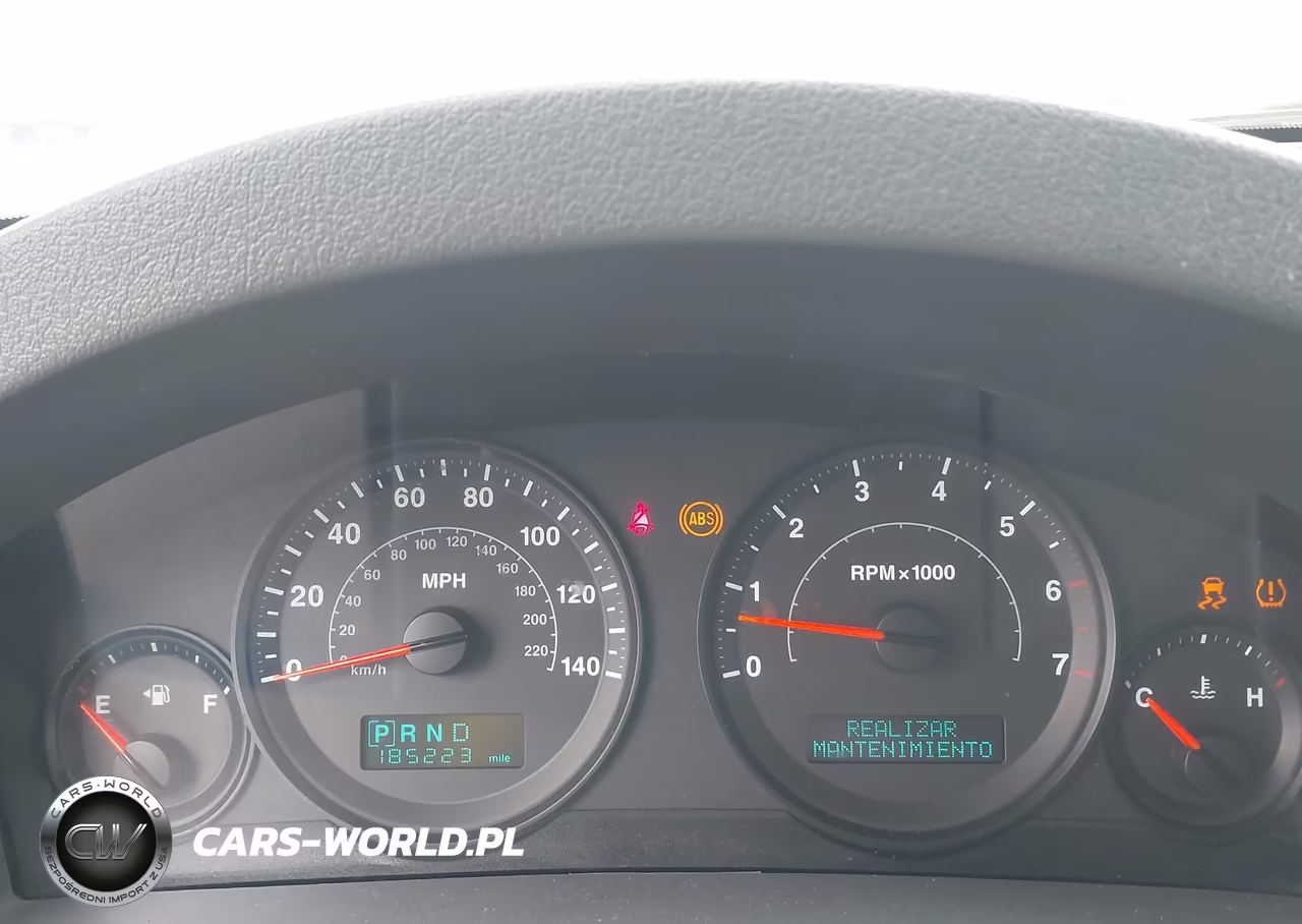 2005 Jeep Grand Cherokee Laredo VIN:1J4HR48N65C530215 - 7