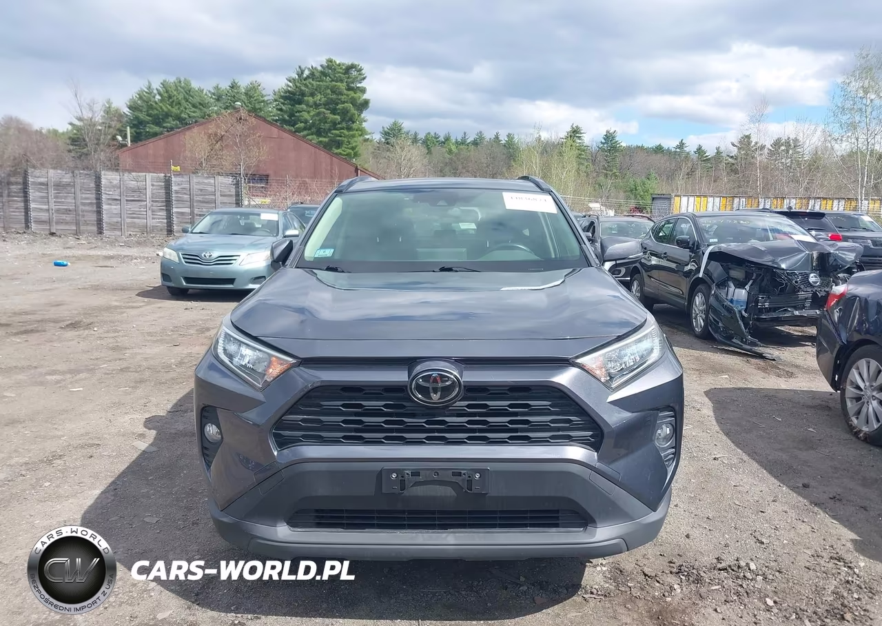 2019 Toyota Rav4 Xle VIN:JTMP1RFV6KD023457 - 12