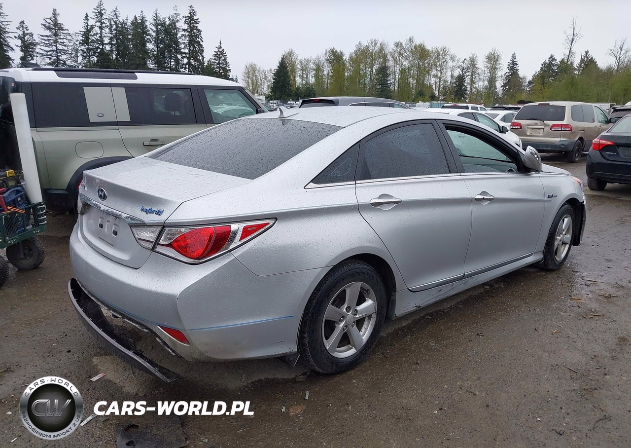 2011 Hyundai Sonata Hybrid VIN:KMHEC4A42BA003125 - 4