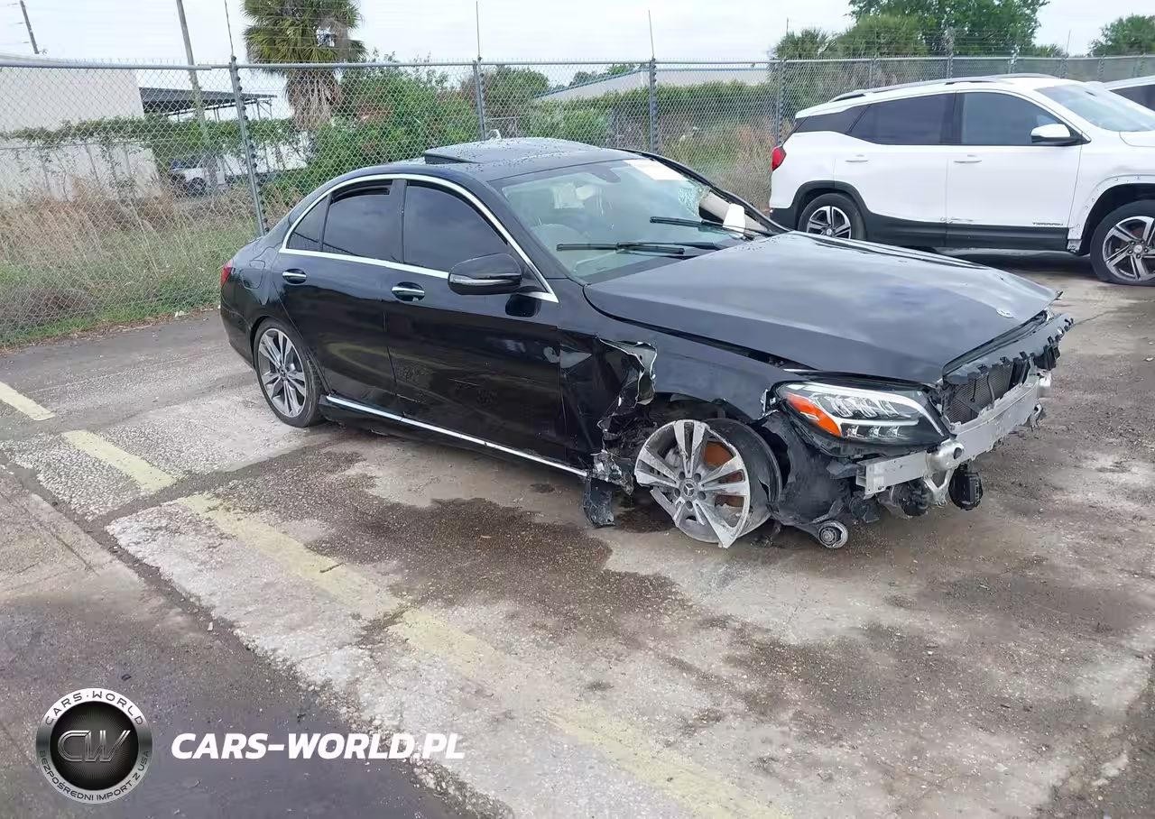 2019 Mercedes-Benz C 300
