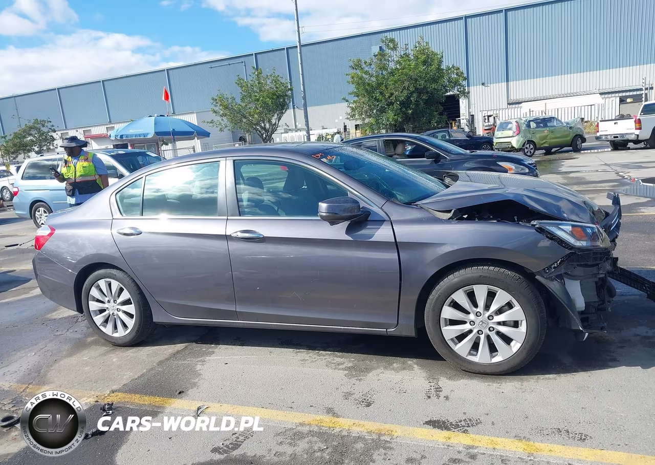 2015 Honda Accord Ex-L VIN:1HGCR2F85FA025931 - 14