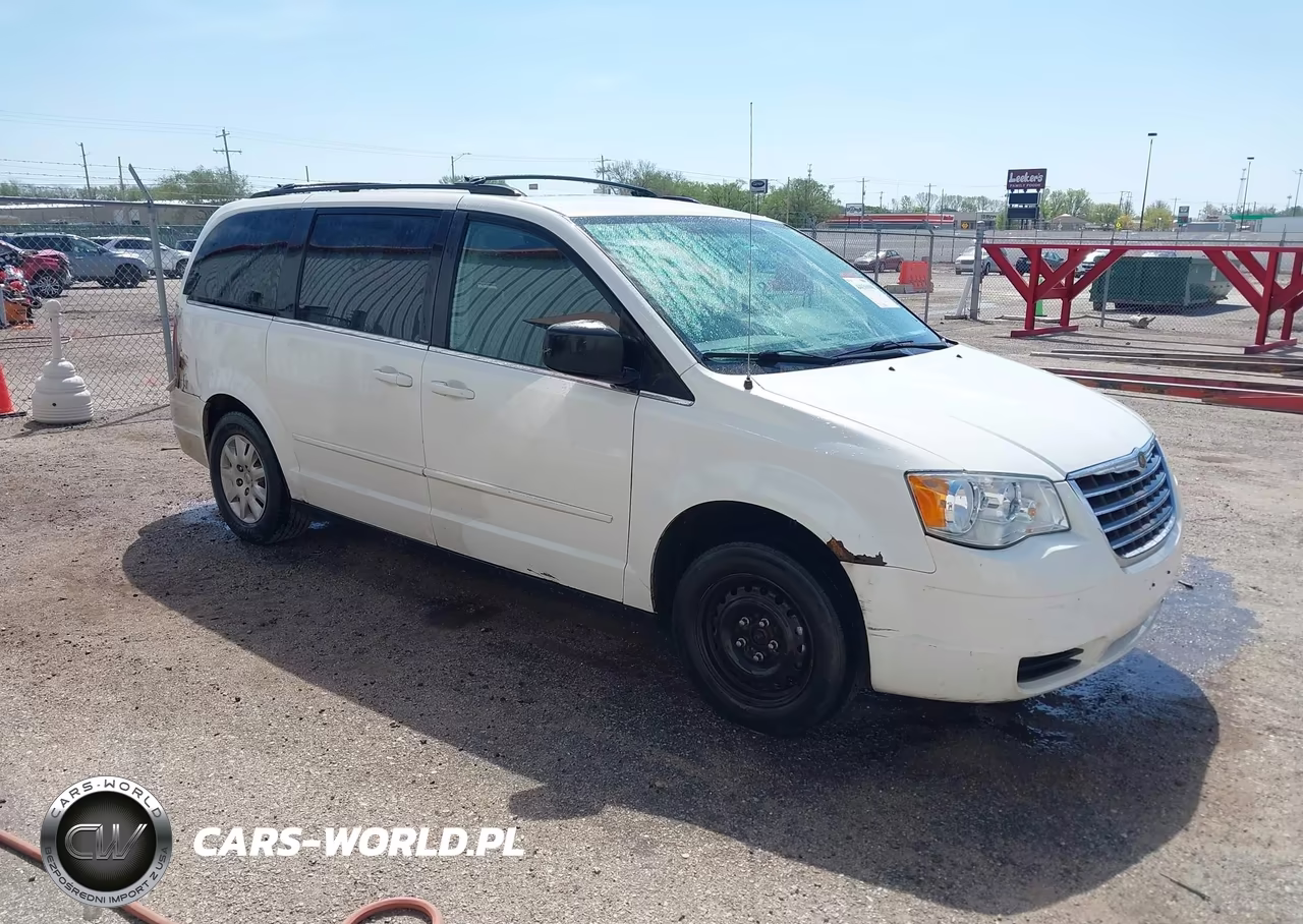 2009 Chrysler Town & Country Lx