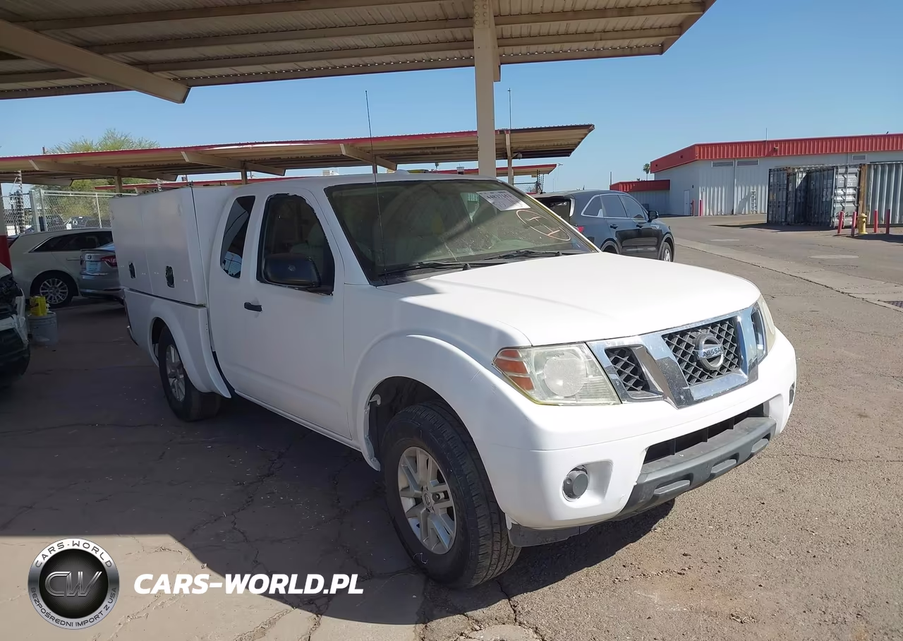 2015 Nissan Frontier Desert Runner-Sv