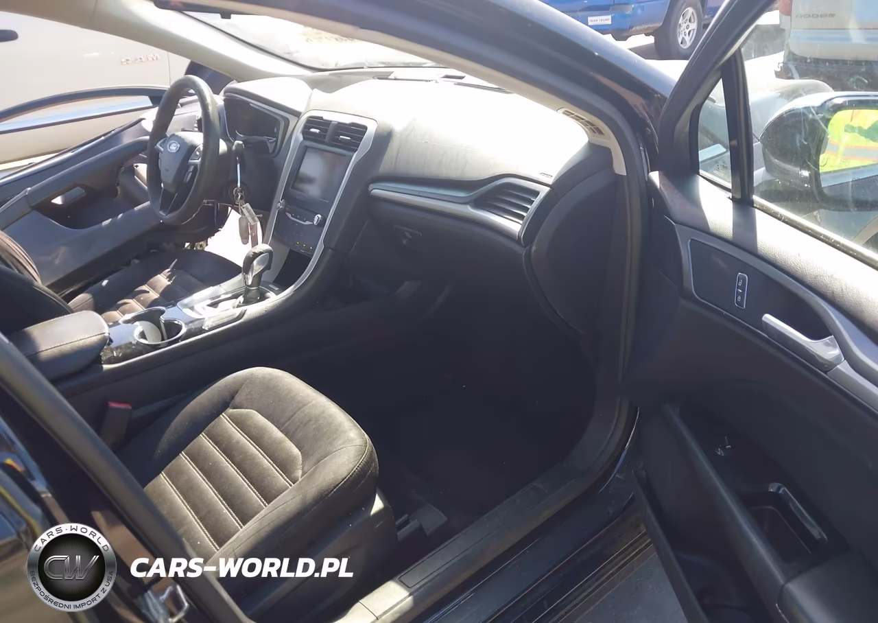 2014 Ford Fusion Se VIN:3FA6P0HD1ER281719 - 5
