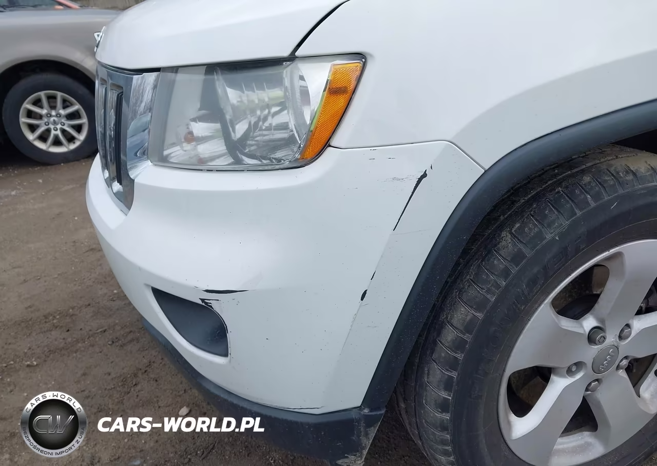 2013 Jeep Grand Cherokee Laredo VIN:1C4RJFAG4DC583549 - 6