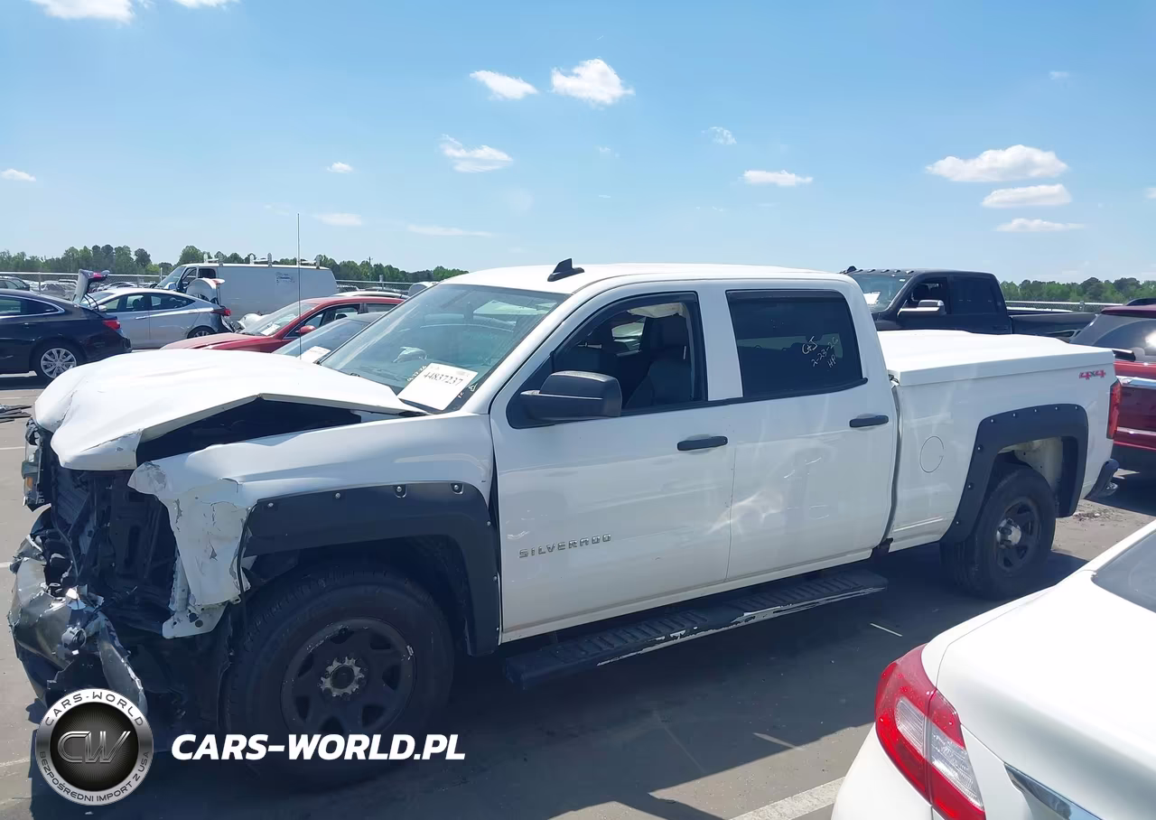2018 Chevrolet Silverado 1500 Wt VIN:3GCUKNEC7JG179713 - 14