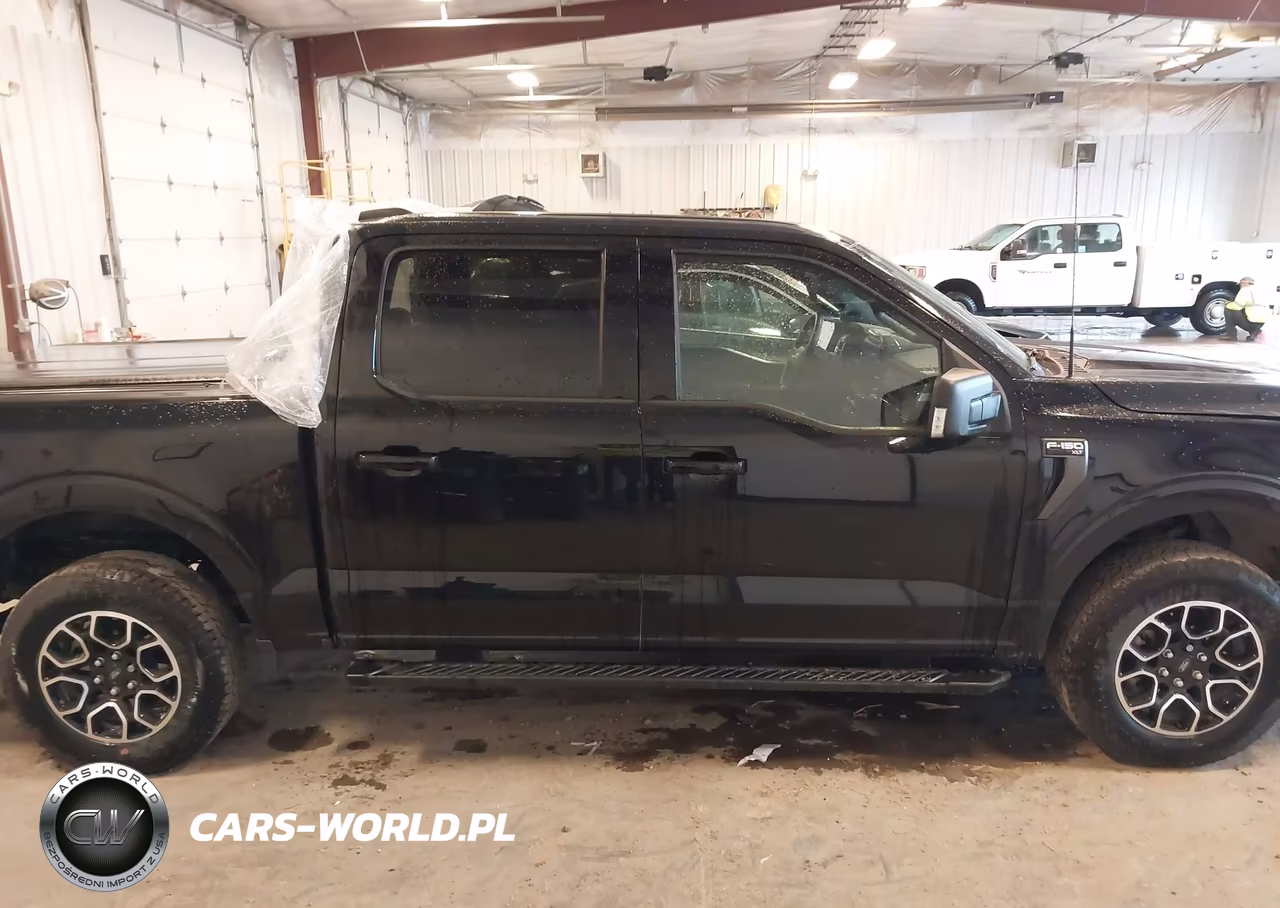 2023 Ford F-150 Xlt VIN:1FTEW1EP2PKE86566 - 13
