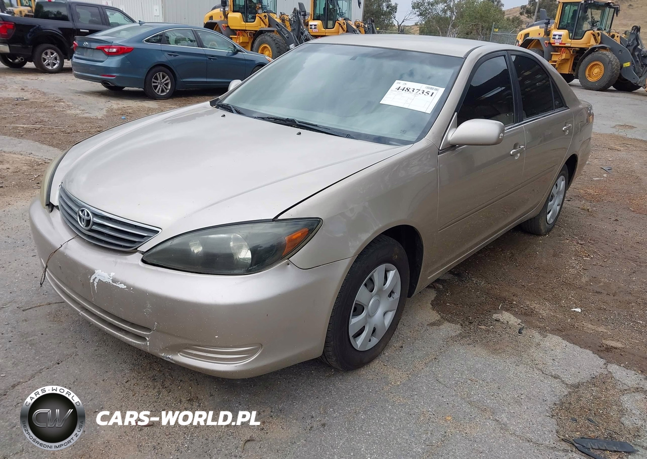 2003 Toyota Camry Le VIN:JTDBE32K930206299 - 2