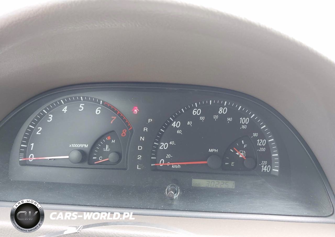 2003 Toyota Camry Le VIN:JTDBE32K930206299 - 7