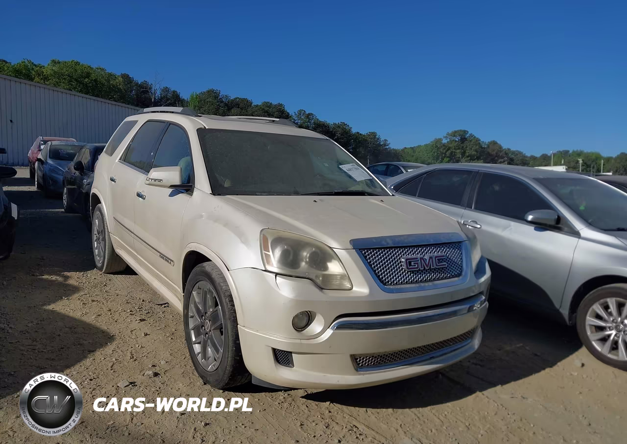 2011 GMC Acadia Denali