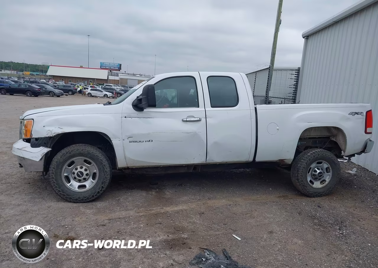 2011 GMC Sierra 2500Hd Work Truck VIN:1GT22ZCG3BZ311615 - 14
