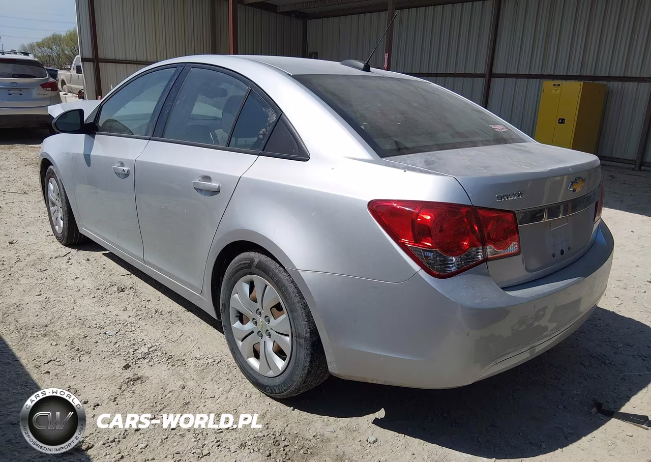 2016 Chevrolet Cruze Limited Ls Auto VIN:1G1PC5SH1G7120597 - 3