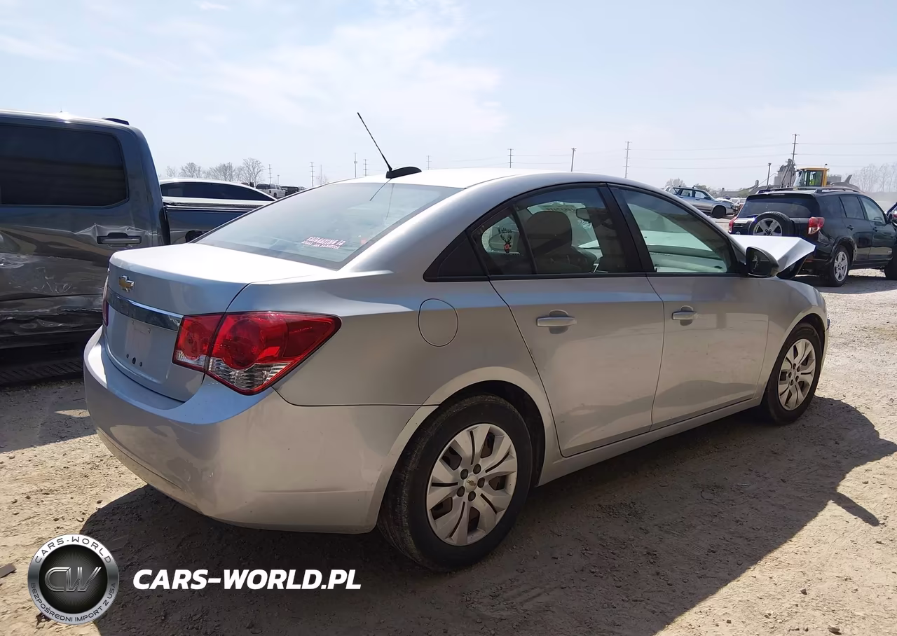 2016 Chevrolet Cruze Limited Ls Auto VIN:1G1PC5SH1G7120597 - 4