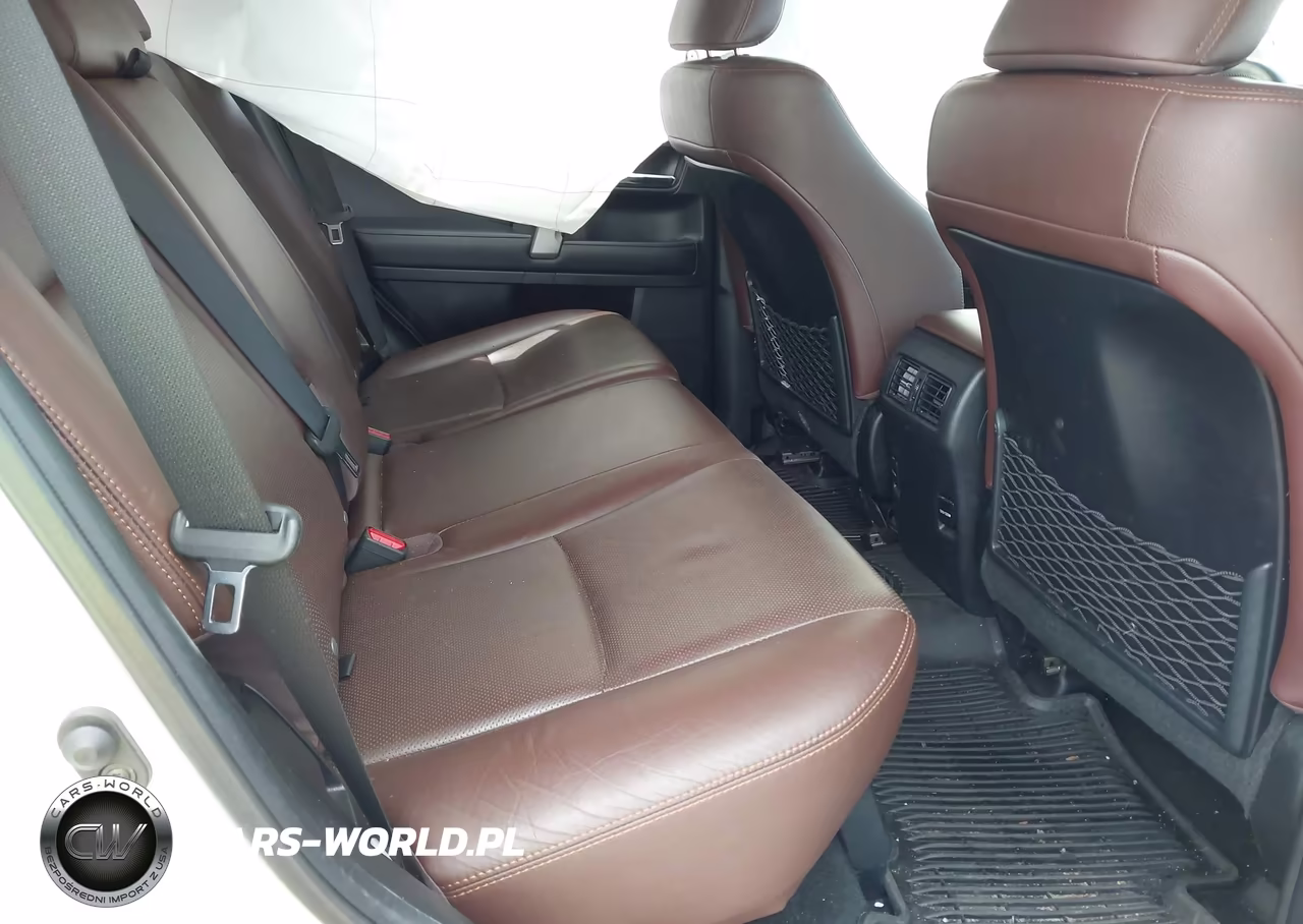2018 Toyota 4Runner Limited VIN:JTEBU5JR0J5570006 - 8