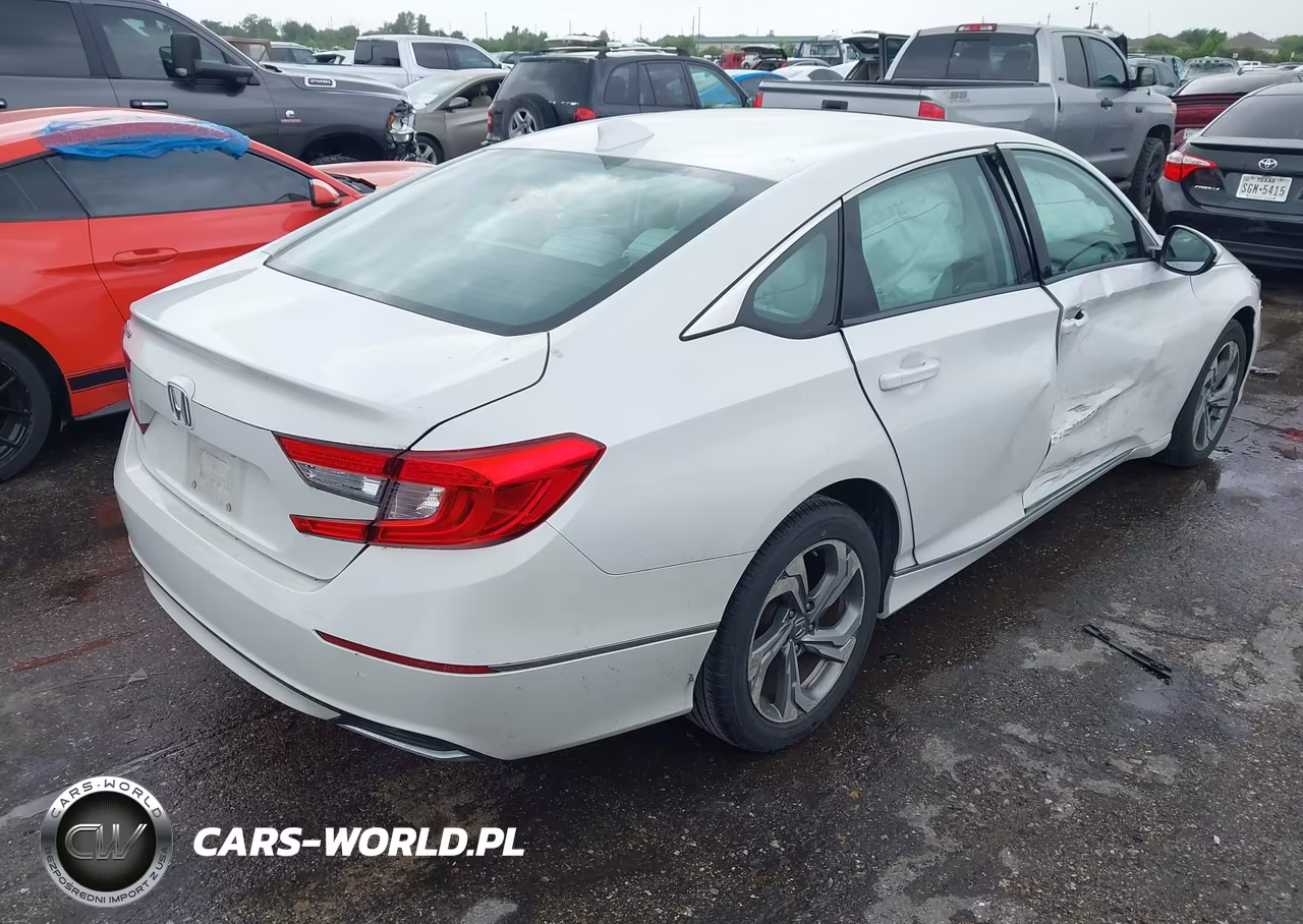 2018 Honda Accord Ex VIN:1HGCV1F4XJA246887 - 4