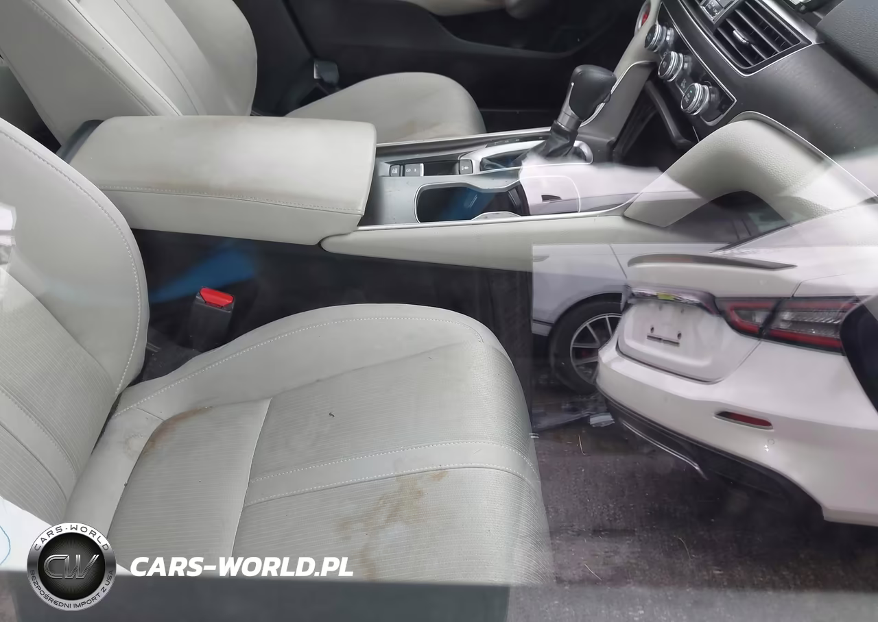 2018 Honda Accord Ex VIN:1HGCV1F4XJA246887 - 5