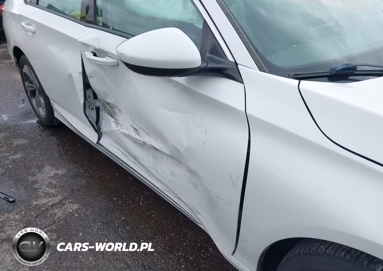 2018 Honda Accord Ex VIN:1HGCV1F4XJA246887 - 6
