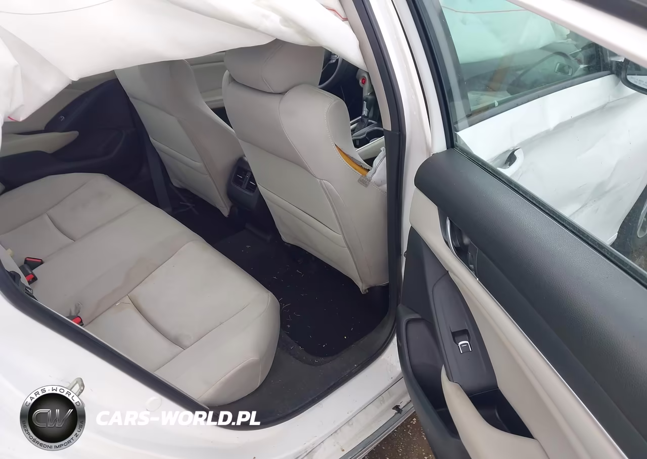 2018 Honda Accord Ex VIN:1HGCV1F4XJA246887 - 8