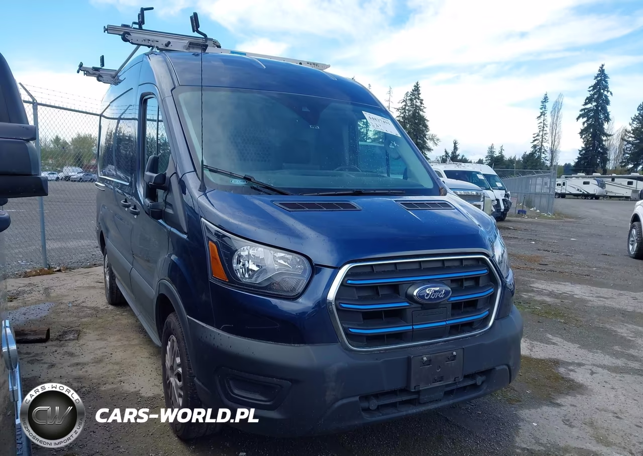 2022 Ford E-Transit-350