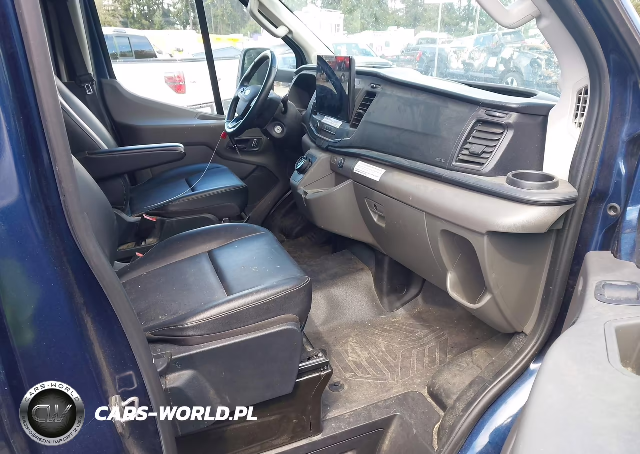 2022 Ford E-Transit-350 VIN:1FTBW9CK7NKA30035 - 5