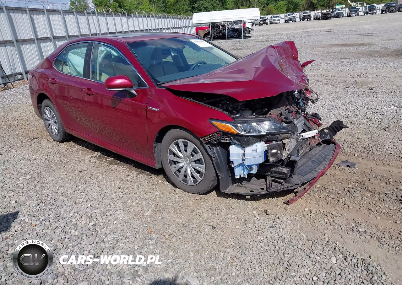 2018 Toyota Camry Hybrid Le