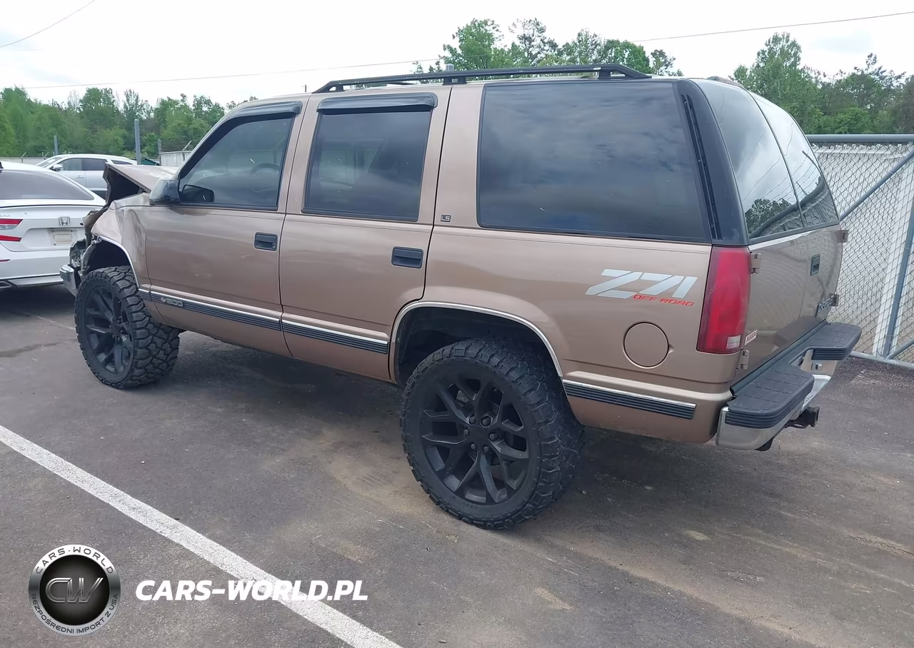 1995 Chevrolet Tahoe K1500 VIN:1GNEK13K5SJ430906 - 3