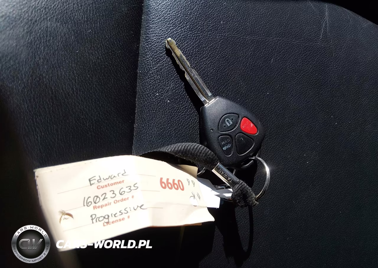 2012 Toyota Avalon VIN:4T1BK3DB1CU446747 - 11