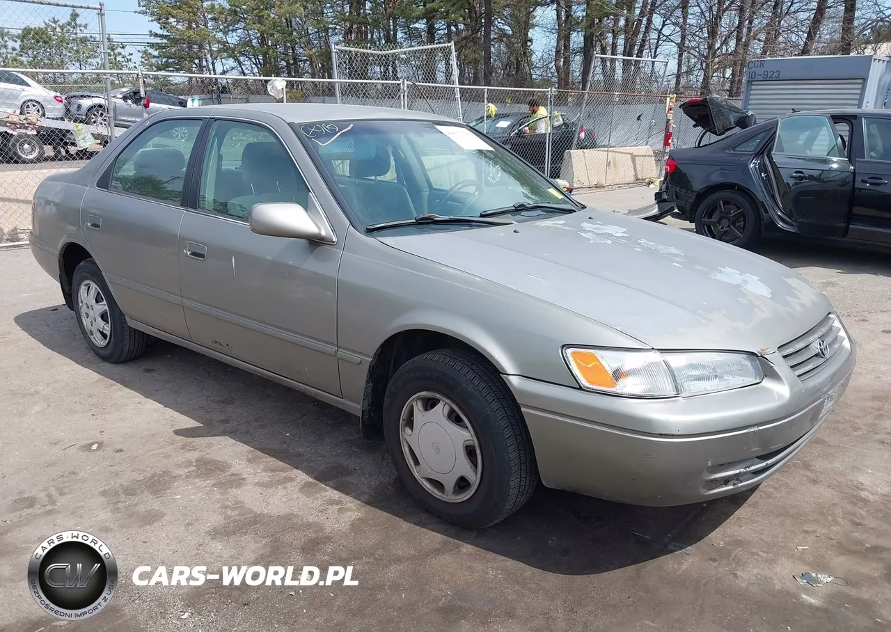 1999 Toyota Camry Ce
