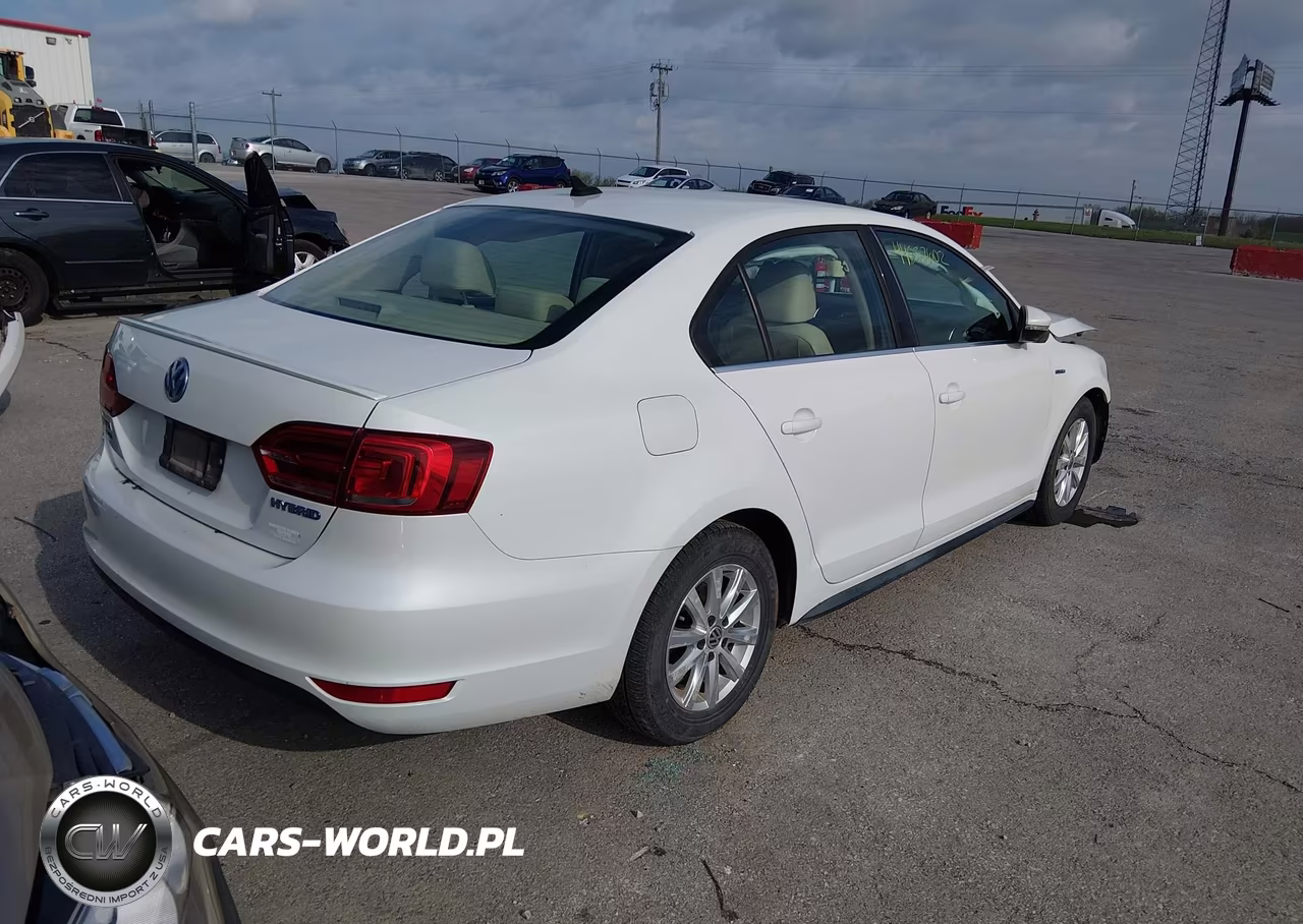2014 Volkswagen Jetta Hybrid Se VIN:3VW637AJ4EM265121 - 4