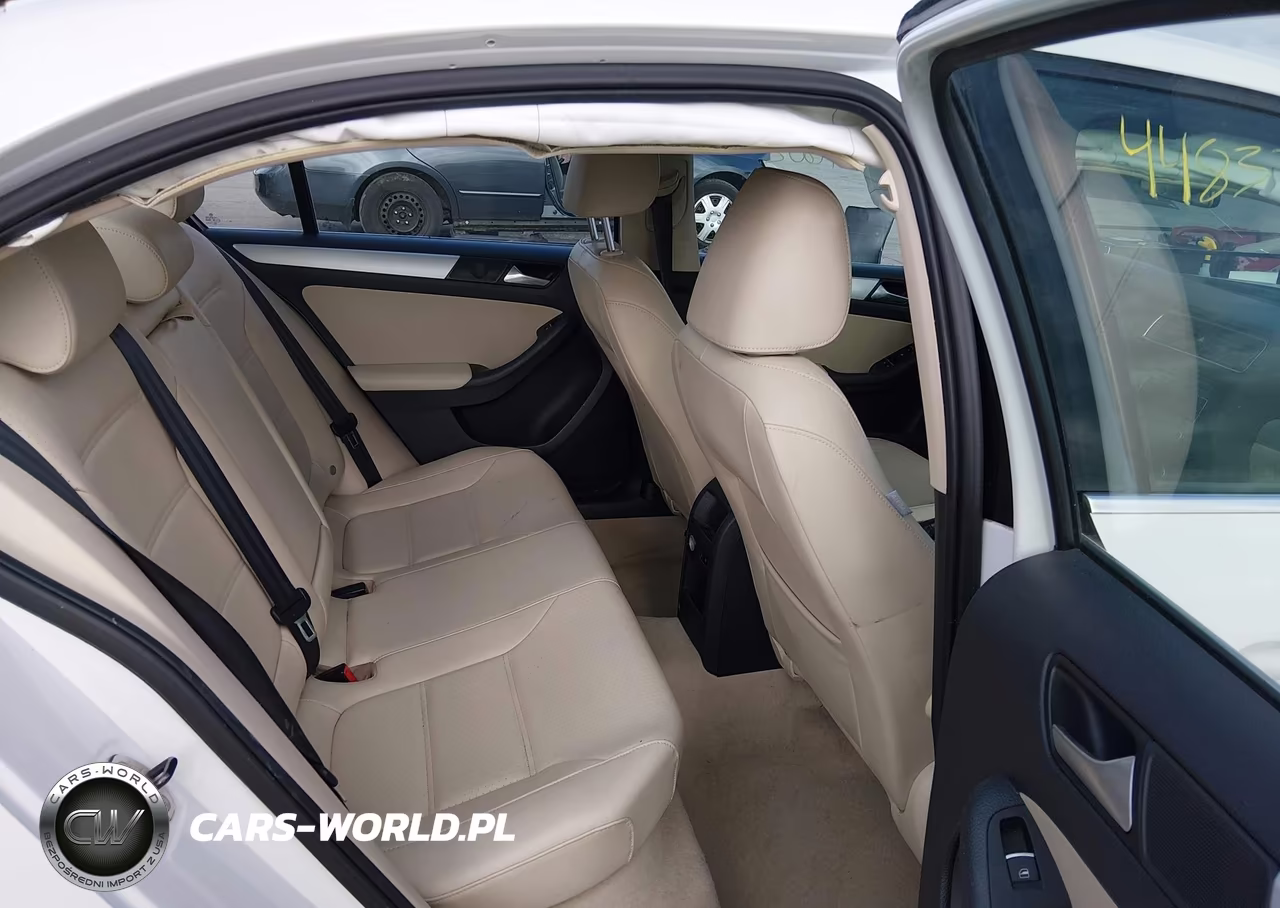 2014 Volkswagen Jetta Hybrid Se VIN:3VW637AJ4EM265121 - 8