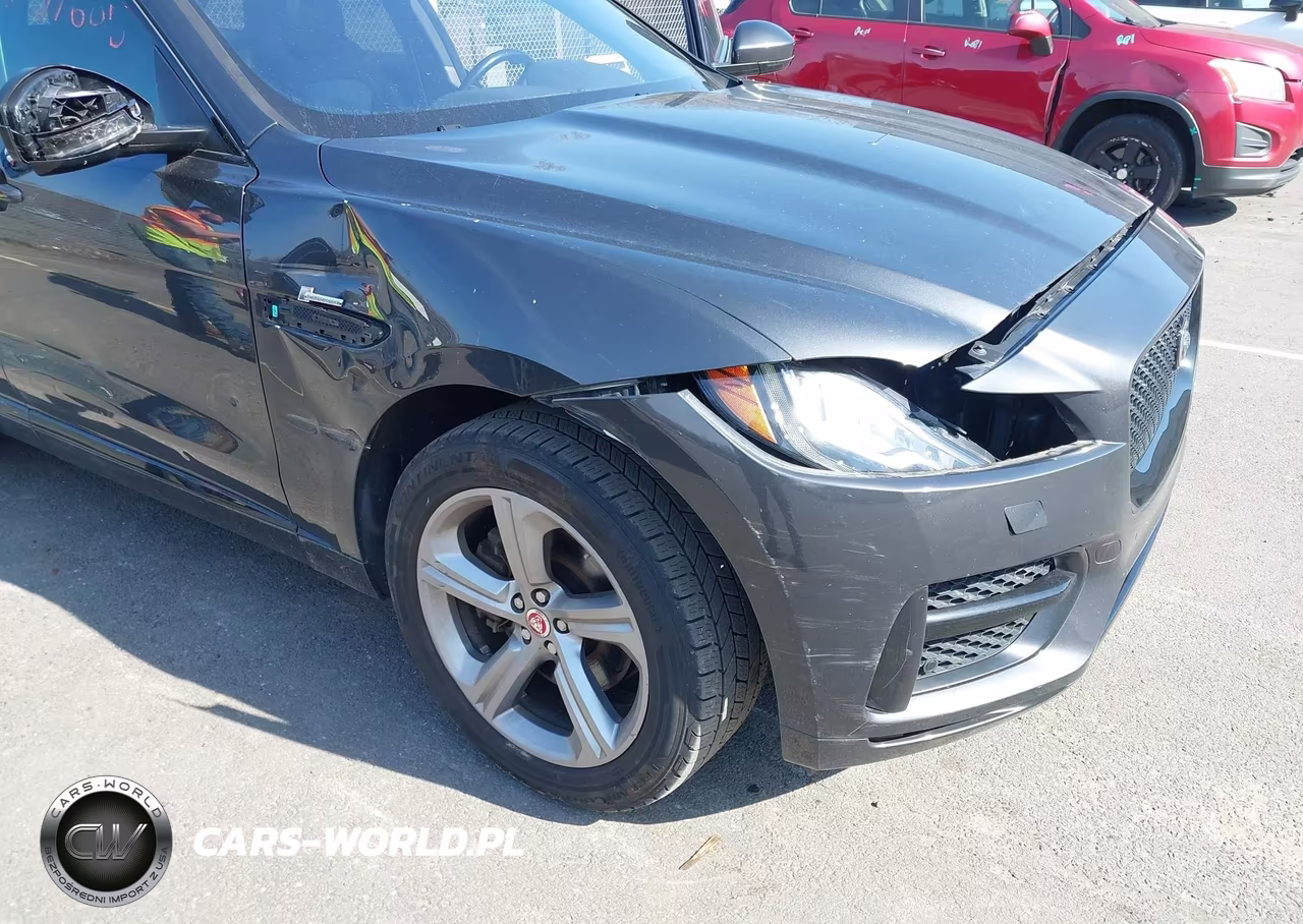 2017 Jaguar F-Pace 35T R-Sport VIN:SADCL2BV8HA060398 - 6
