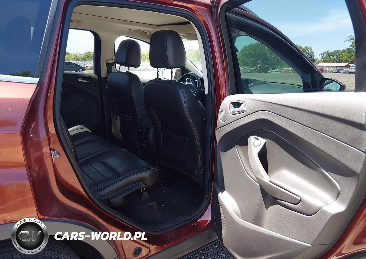 2016 Ford Escape Titanium VIN:1FMCU9J91GUA51024 - 8