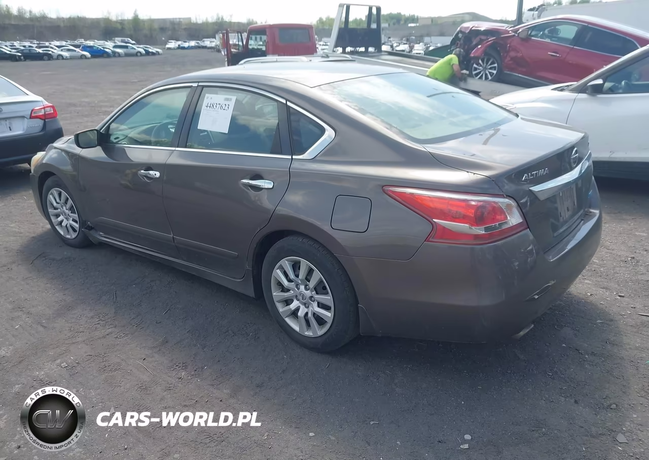 2013 Nissan Altima 2.5 S VIN:1N4AL3AP2DC915144 - 3