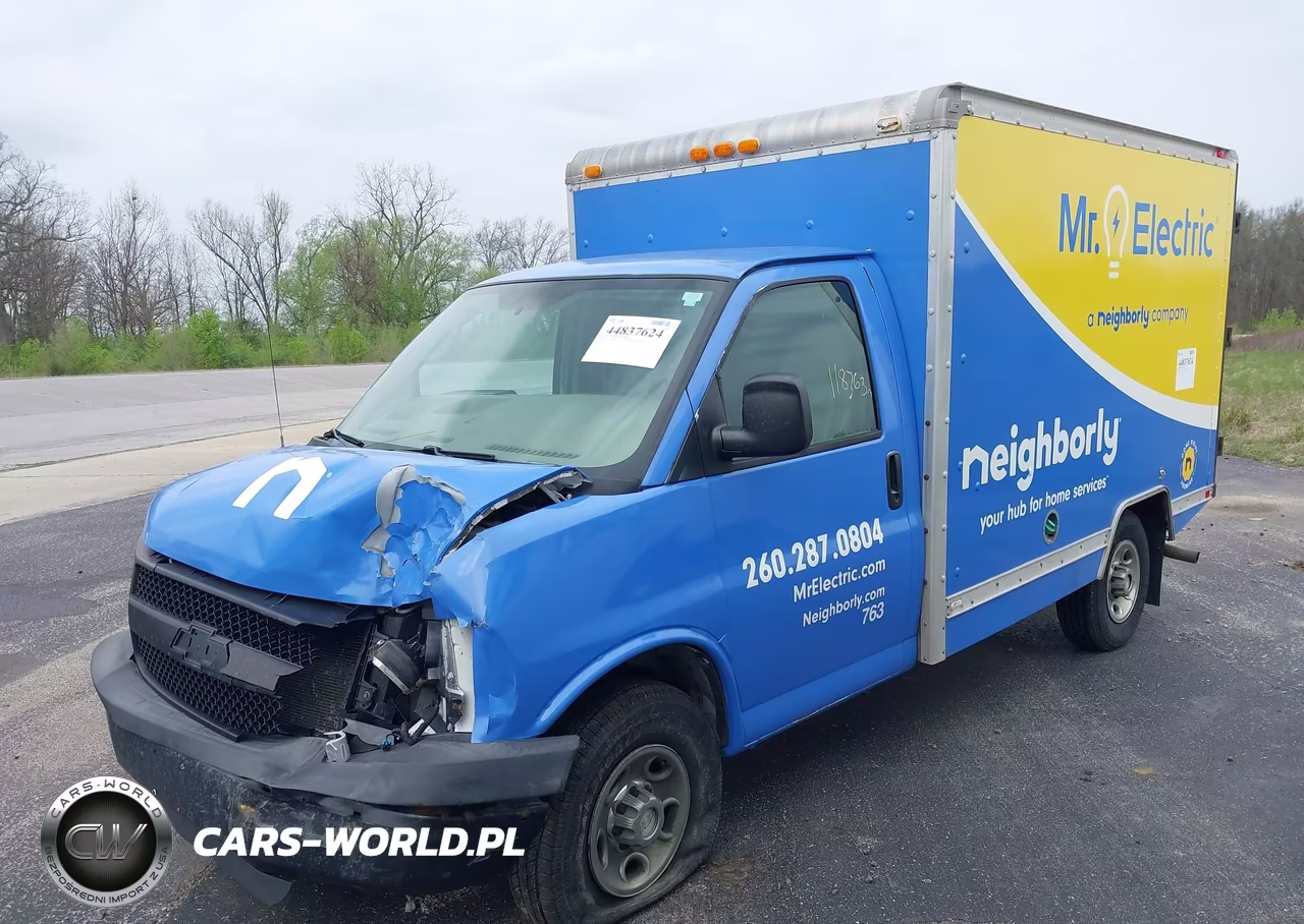2009 Chevrolet Express Cutaway Work Van VIN:1GBHG31C291165763 - 2