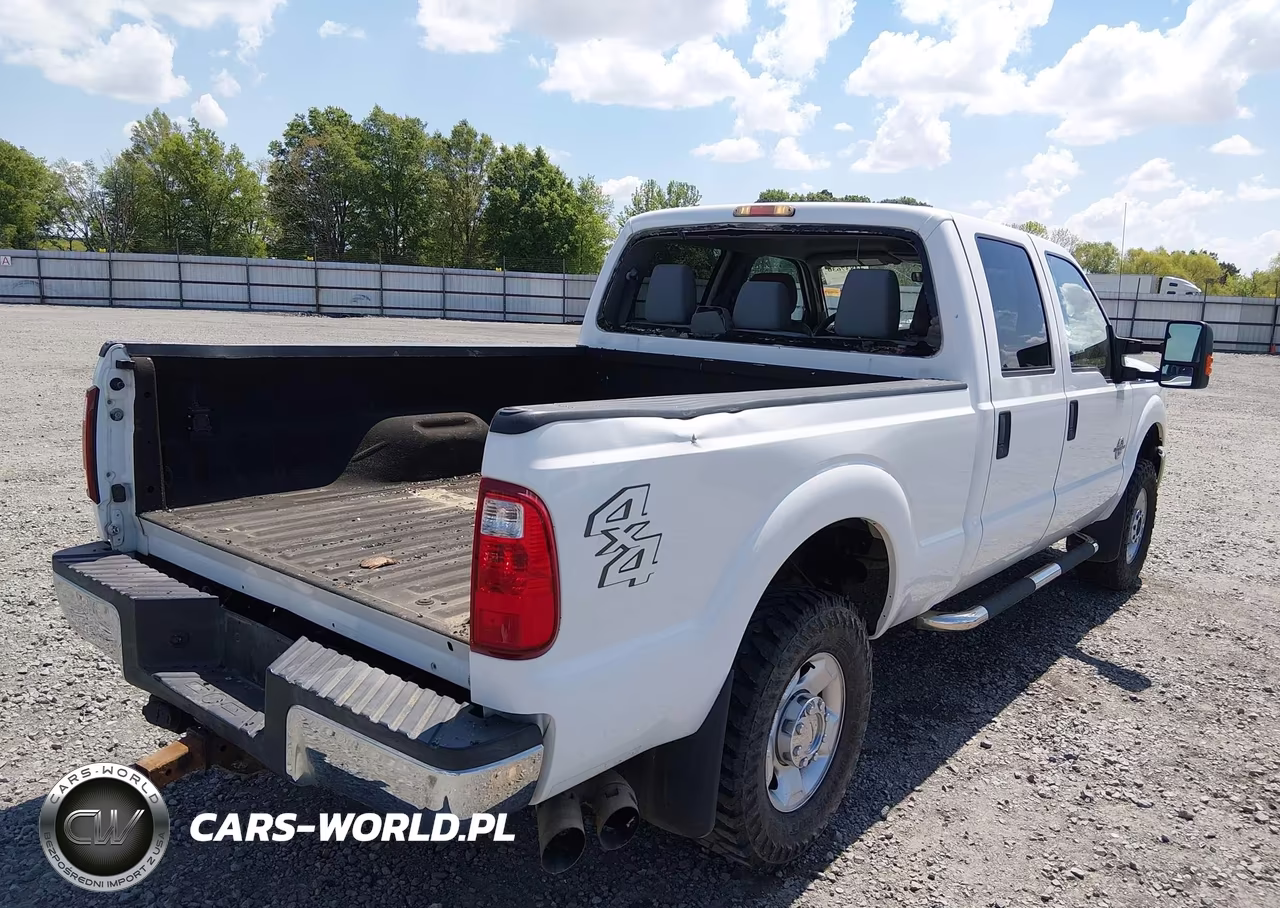 2011 Ford F-250 Xlt VIN:1FT7W2BTXBEA68392 - 4