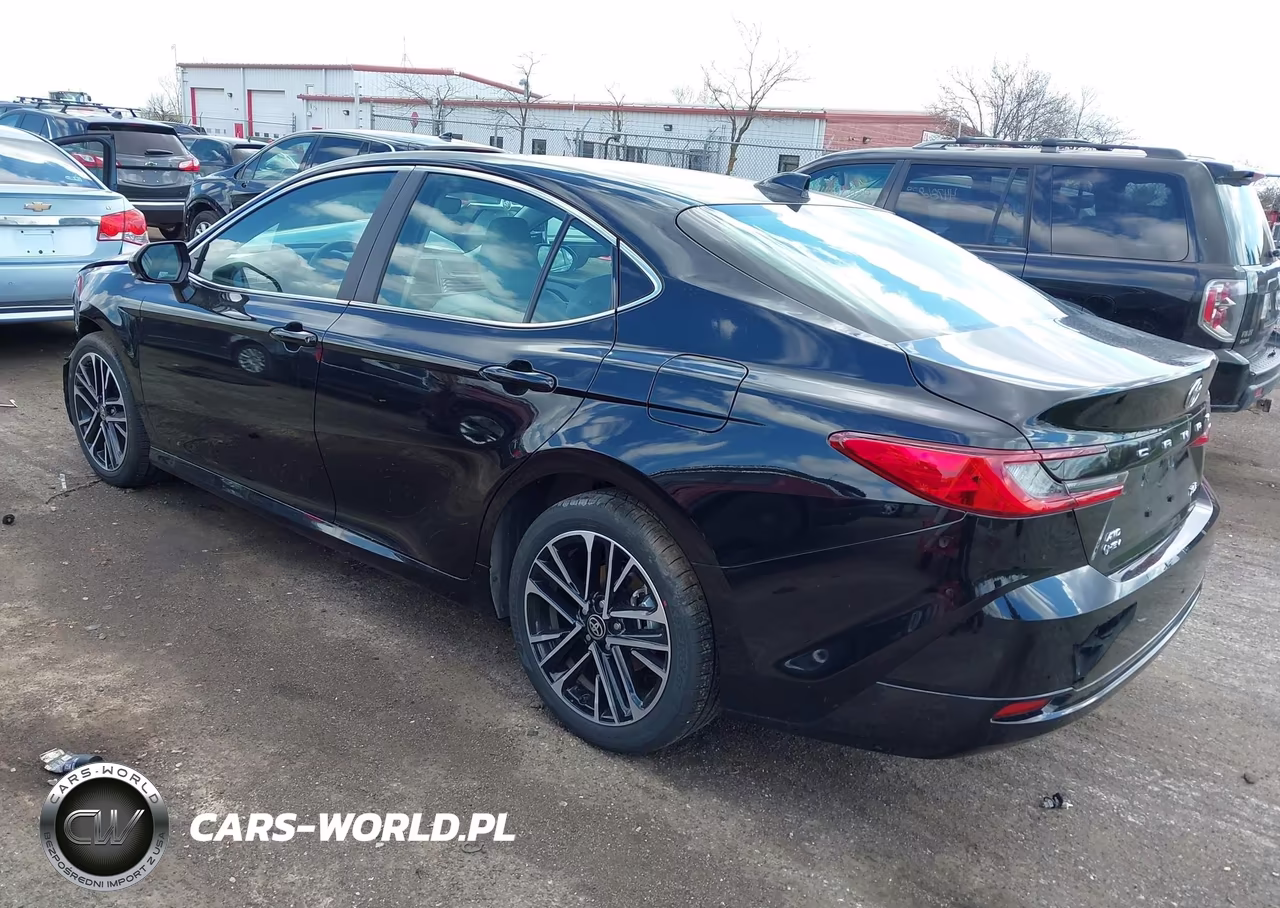 2026 Toyota Camry Xle VIN:4T1DBADK9TU043287 - 3