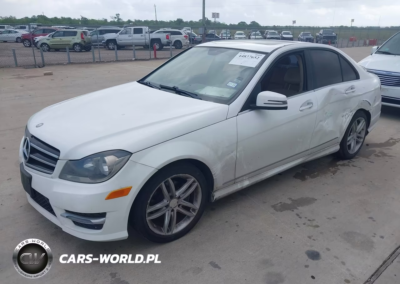 2014 Mercedes-Benz C 250 Sport VIN:WDDGF4HB1EG250961 - 2