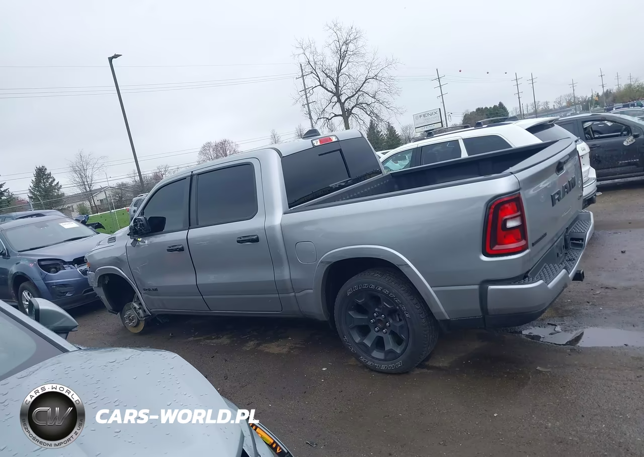 2025 Ram 1500 Big Horn 4X4 5'7 Box VIN:1C6RRFFG9SN505097 - 14