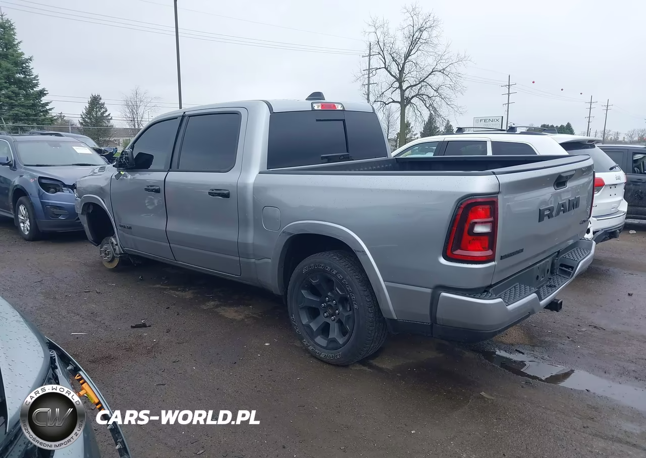 2025 Ram 1500 Big Horn 4X4 5'7 Box VIN:1C6RRFFG9SN505097 - 3